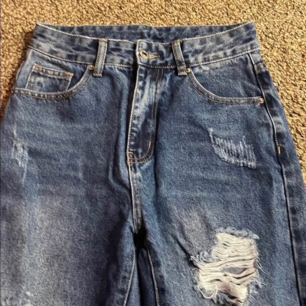 SHEIN Mom Jeans - Picture 4 of 4